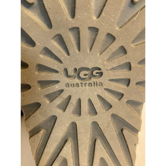 UGG Isla Grey Cable Knit Pull on Lace Up Casual Boho Warm Womens Boot Size 7 - Picture 5 of 8